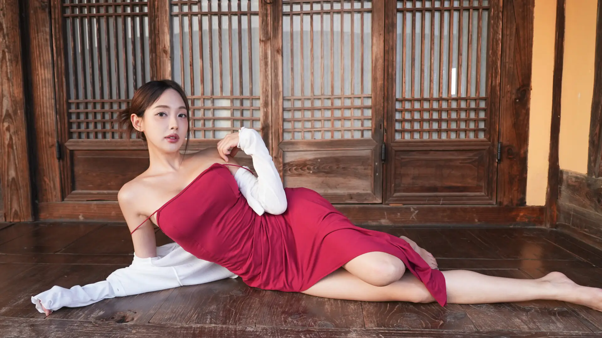 夏日美女欧巴请和我恋爱吧